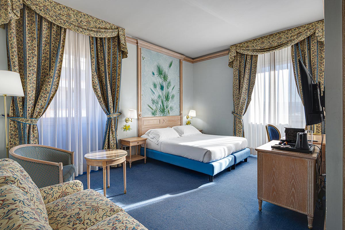 Hotel De La Ville Civitavecchia